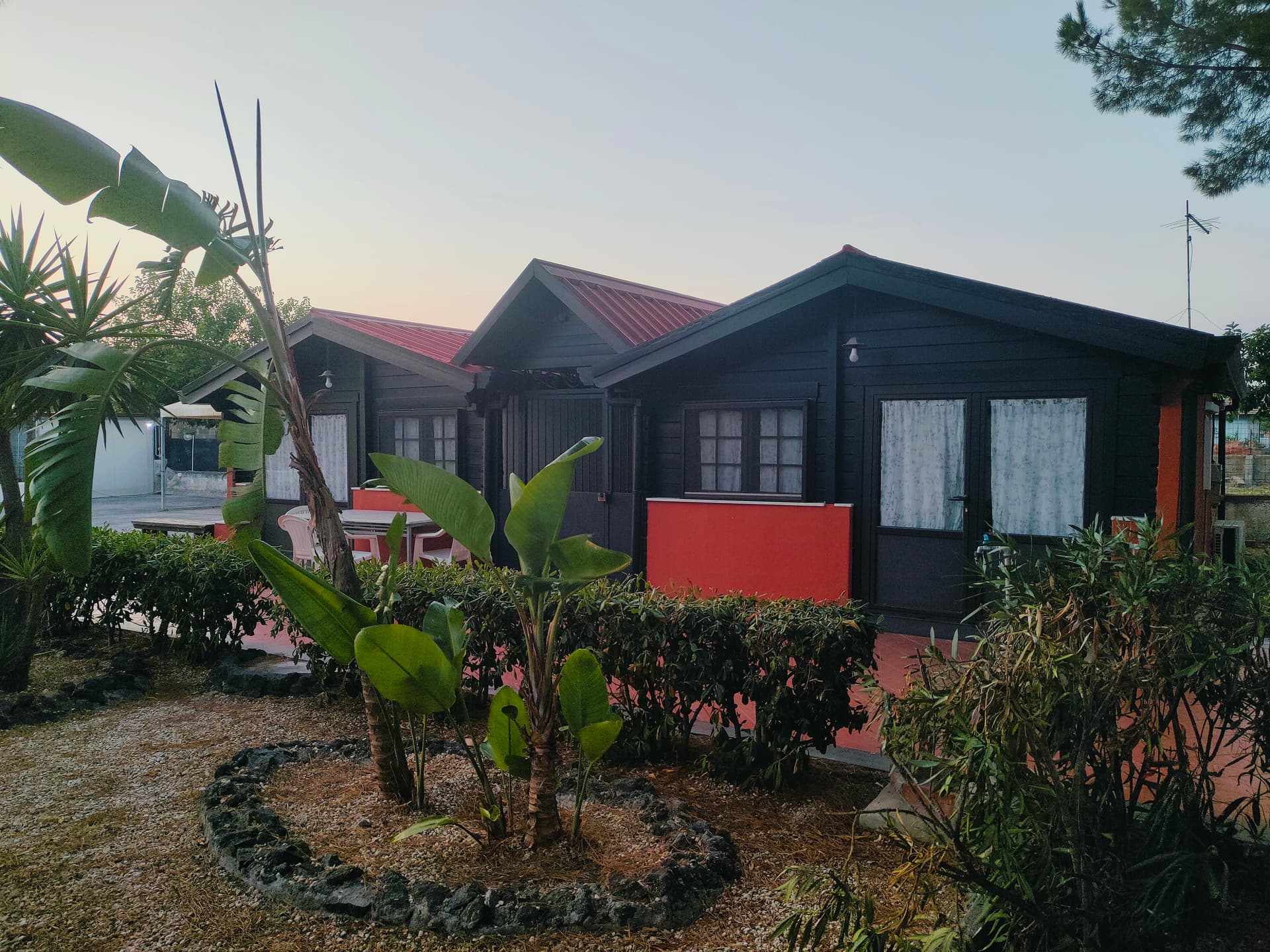 Vista esterna con giardino - Casa vacanze Vaccarizzo con giardino